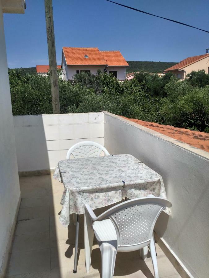 Apartmani Tonica Sukošan المظهر الخارجي الصورة