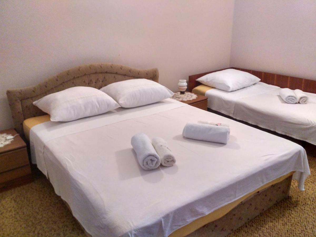 Apartmani Tonica Sukošan المظهر الخارجي الصورة